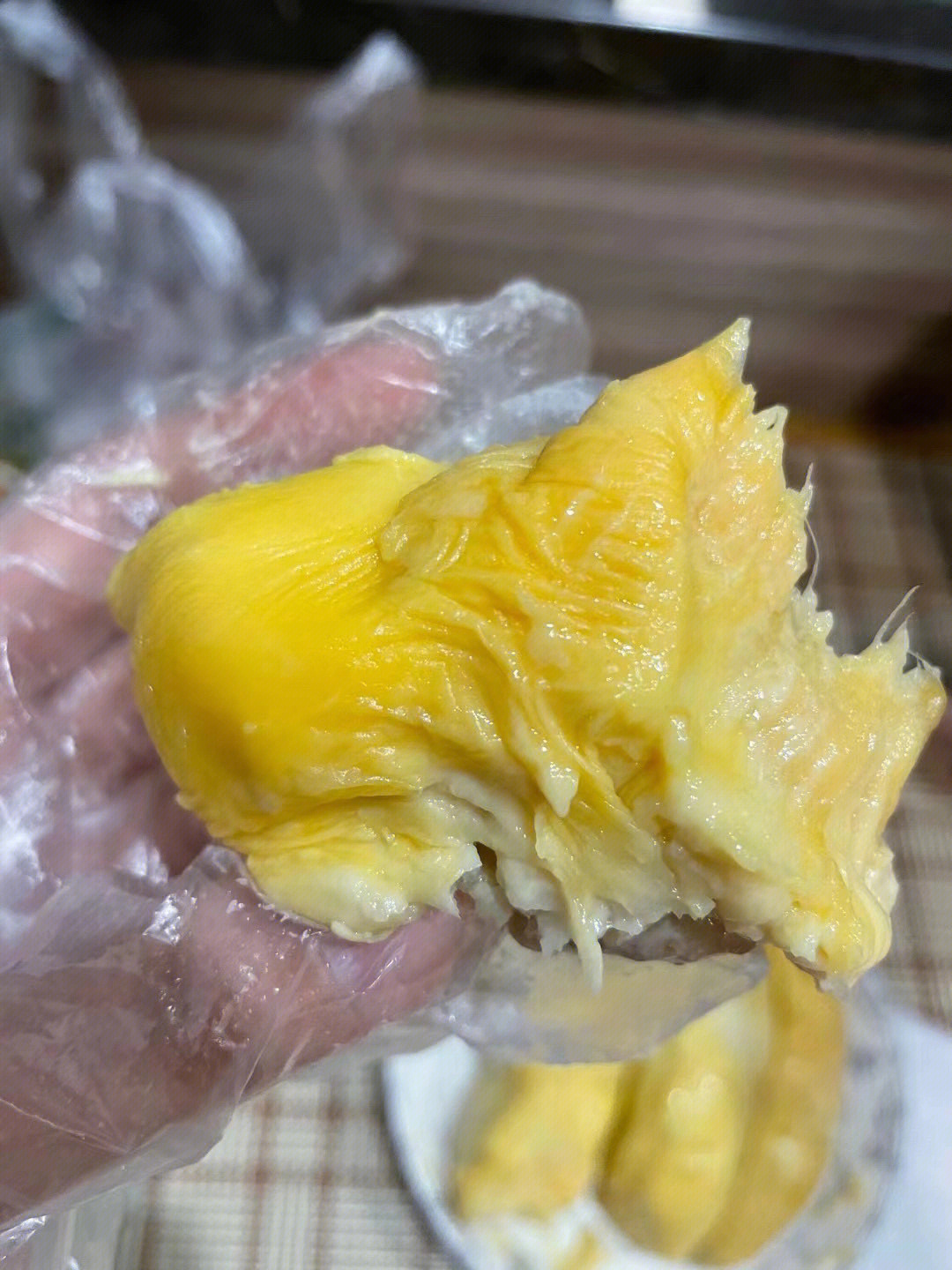 一公斤榴莲肉130元钱,一大袋够吃一个月,你觉得划算吗? 榴莲肉放冰箱可以放几天_榴莲肉_榴莲肉可以冷冻保存吗