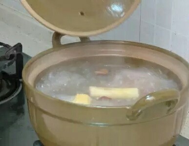 羊肉汤如何煲不膻 如何炖羊肉_炖羊肉三放三不放_炖羊肉放什么调料