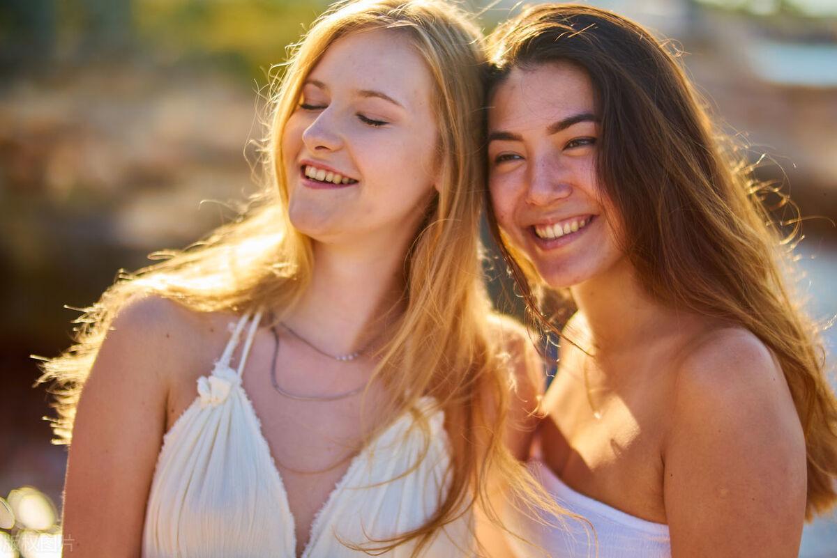 巨蟹座今日运势 每日星座运势 巨蟹座今日的交友贴士 十二星座交友能力排行_星座交友网站_星座交友