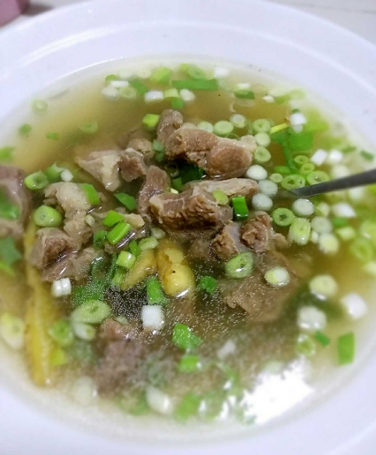 羊肉汤怎么做好吃又简单的做法 羊排放清水泡去血水多换几次水 如何炖羊肉_炖羊肉放什么调料_炖羊肉怎么炖好吃又烂无膻味