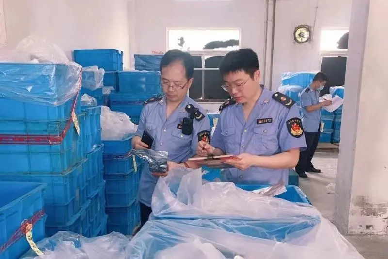 关于提升基层食品安全监管水平的建议 监管食品安全的部门叫什么_食品监管_监管食品安全的四个最严是指
