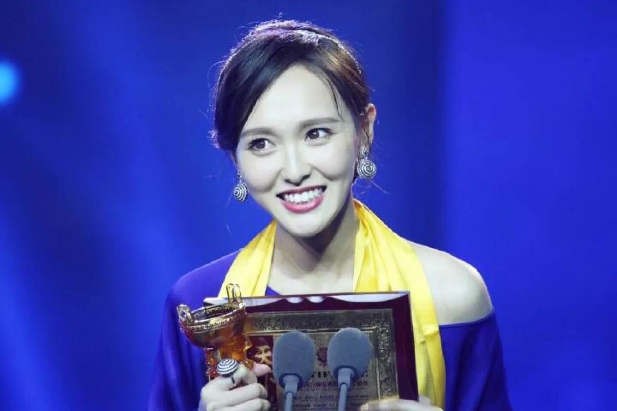 2013华鼎奖_华鼎奖刘诗诗_华鼎奖