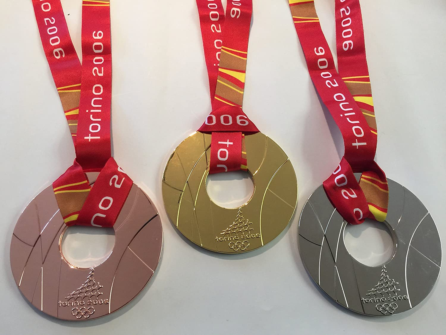 体育史上最重的十届奥运金牌 2007年奥运奖牌图片_2000年奥运奖牌_2012年奥运会奖牌榜