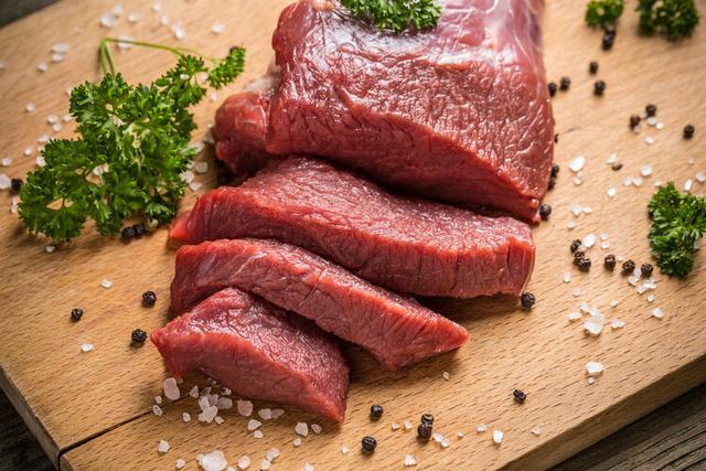 女性经期为什么要补铁?3款食物补铁有奇效 吃补铁的药大便是黑色的正常吗_吃什么补铁_吃补铁的药会有什么副作用