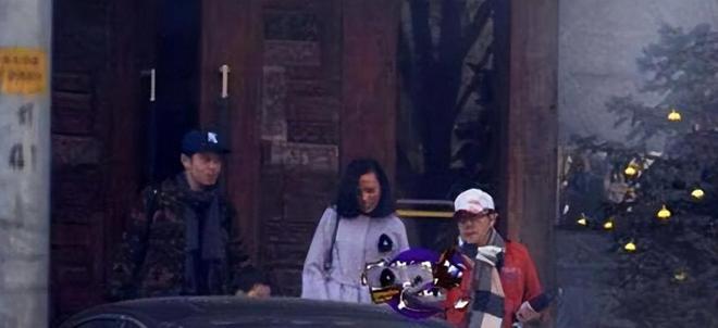 55岁蔡国庆官宣喜讯:这辈子最幸运的事,就是在路上捡到一个老婆 蔡国庆歌曲_蔡国庆老婆_蔡国庆