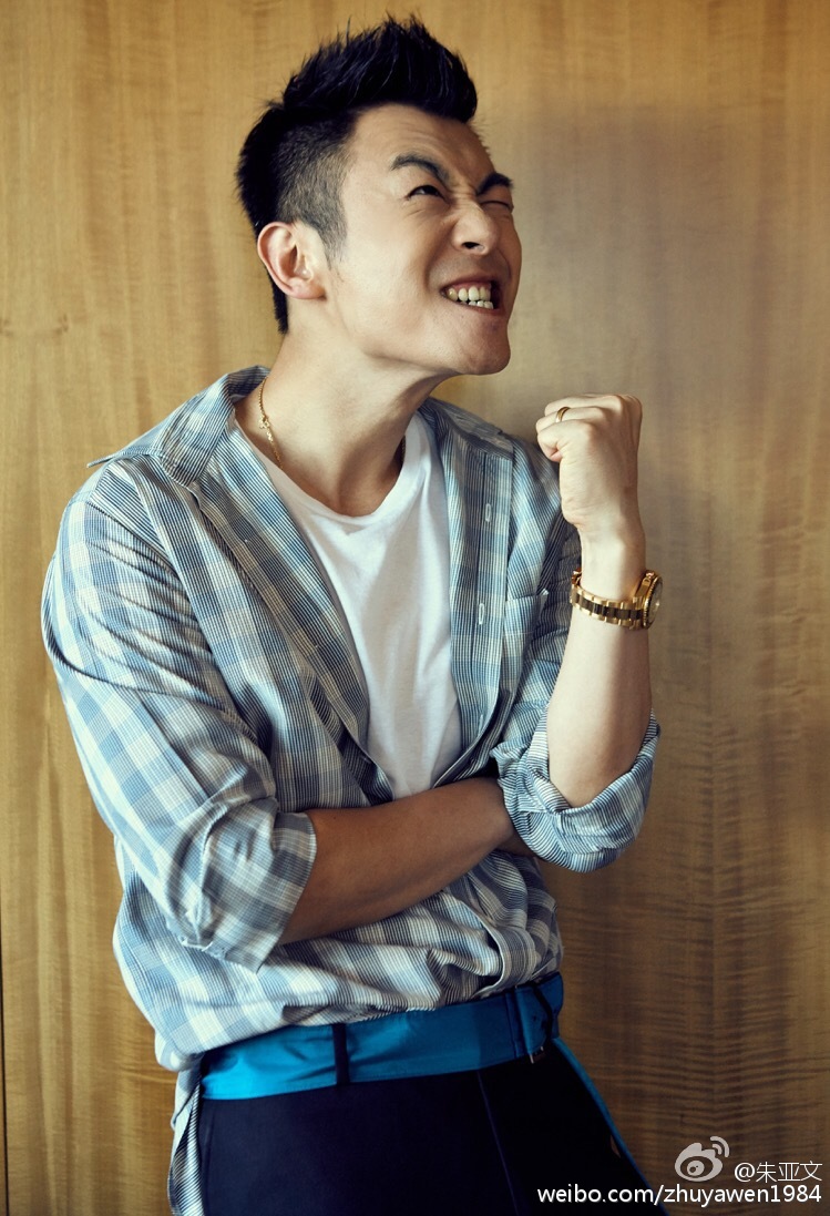 朱亚文个人资料简介