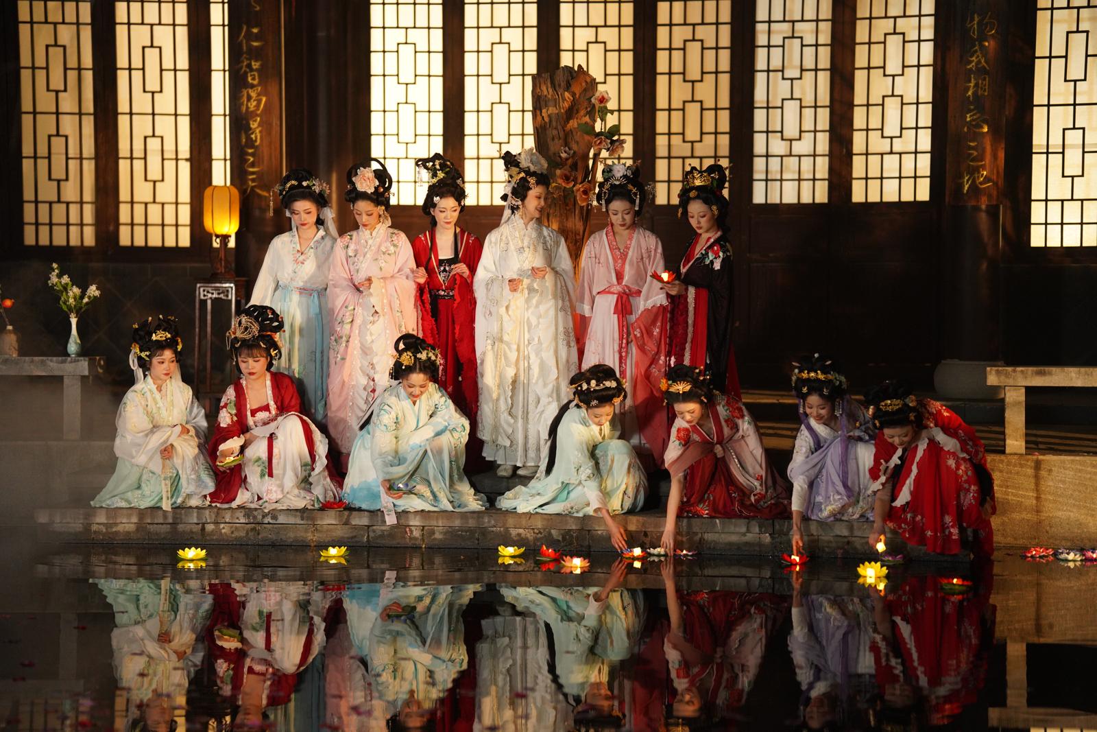 突出“奇、雅、和、美”特色,园博园汉口里花朝节来了 花朝戏_花朝节_未到花朝一半春