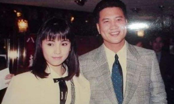 万梓良:忍不了恬妞与养母闹矛盾,余生不会辜负小16岁的妻子 万梓良老婆_万梓良_万梓良现在状况