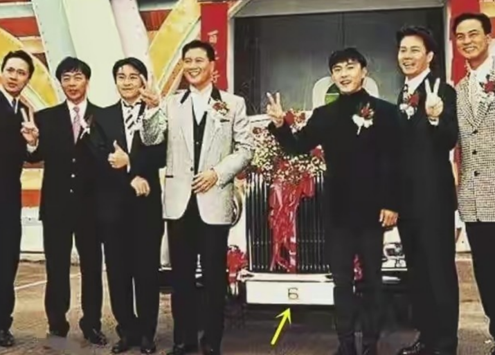 万梓良:忍不了恬妞与养母闹矛盾,余生不会辜负小16岁的妻子 万梓良老婆_万梓良_万梓良现在状况