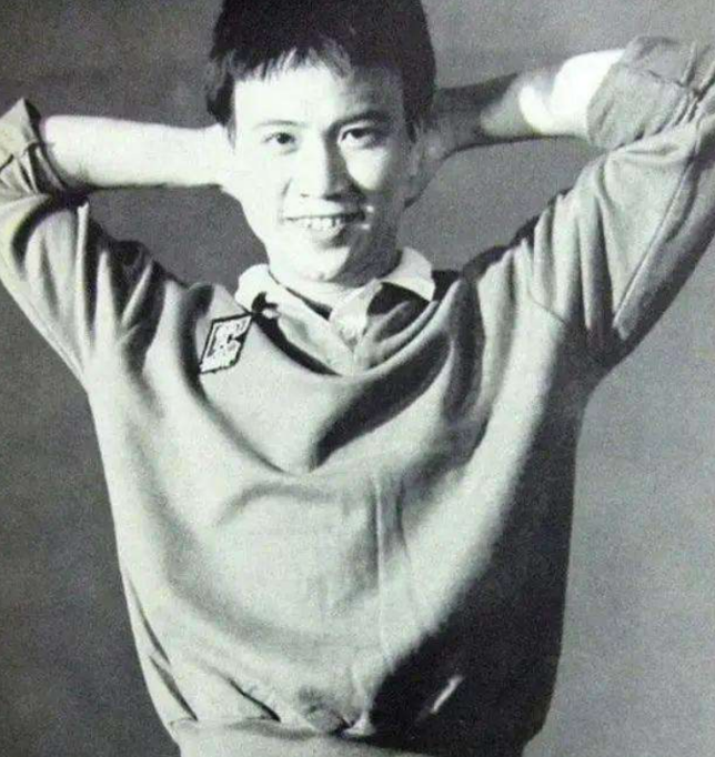 万梓良:忍不了恬妞与养母闹矛盾,余生不会辜负小16岁的妻子 万梓良_万梓良现在状况_万梓良老婆