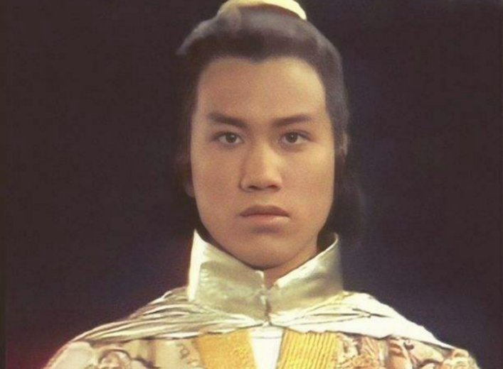 万梓良:忍不了恬妞与养母闹矛盾,余生不会辜负小16岁的妻子 万梓良老婆_万梓良_万梓良现在状况