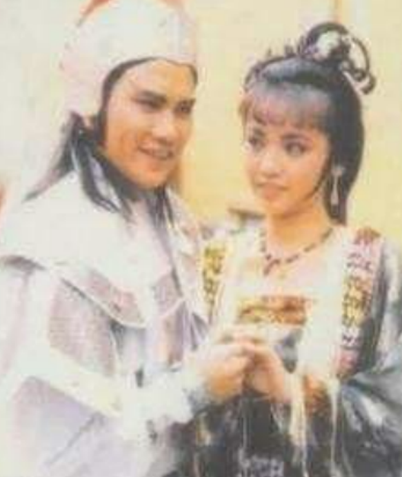 万梓良:忍不了恬妞与养母闹矛盾,余生不会辜负小16岁的妻子 万梓良现在状况_万梓良_万梓良老婆