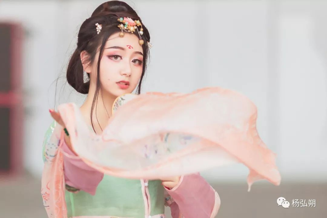 属鸡女和什么属相最配配 鸡属相和什么属相最配_属鸡和什么属相最配_男鸡配女属婚姻好不好