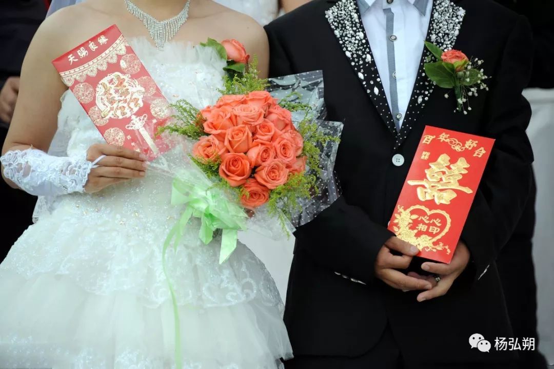 属鸡女和什么属相最配配 属鸡和什么属相最配_男鸡配女属婚姻好不好_鸡属相和什么属相最配