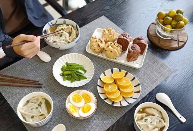 长期赖床会导致更年期提前?不止如此!小心赖出这3大病症 赖床什么意思_赖床对身体好不好_赖床