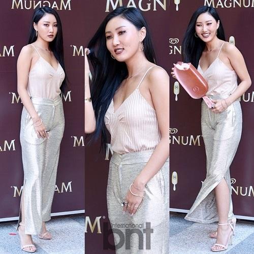 模特文佳菲vs MAMAMOO华莎 谁才是真性感? 魔鬼三围身材图_魔鬼身材三围_魔鬼三围身材图片