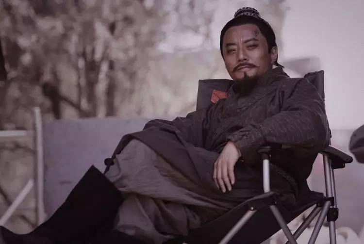 哪些是宋江投降主义组织路线的基本特征? 哪些是宋江投降主义组织路线的基本特征?-激流网