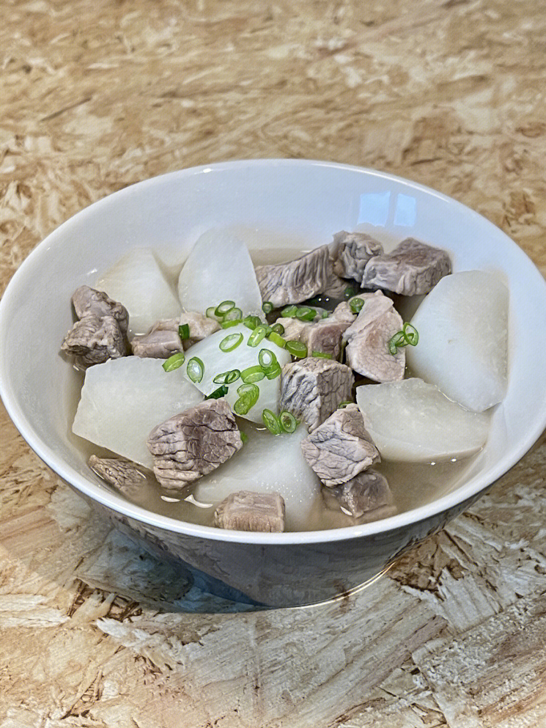 羊肉炖萝卜的做法(羊肉炖萝卜的功效) 萝卜炖羊肉做法步骤_羊肉炖萝卜的做法_萝卜炖羊肉做法最正宗的做法