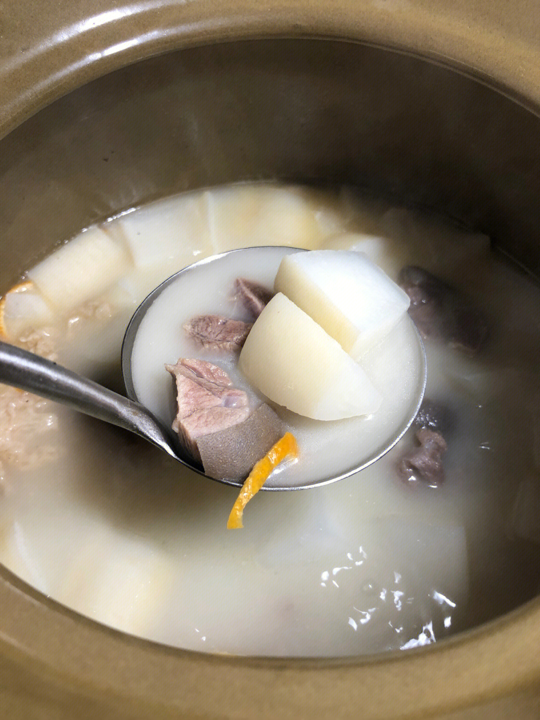 羊肉炖萝卜的做法(羊肉炖萝卜的功效) 萝卜炖羊肉做法步骤_羊肉炖萝卜的做法_萝卜炖羊肉做法最正宗的做法