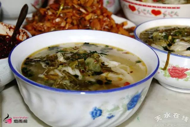 天水人看过来!盛夏时节,浆水喝起来,浆水面吃起来! 浆水面的浆水怎么炝_浆水_浆水面的浆水怎么做