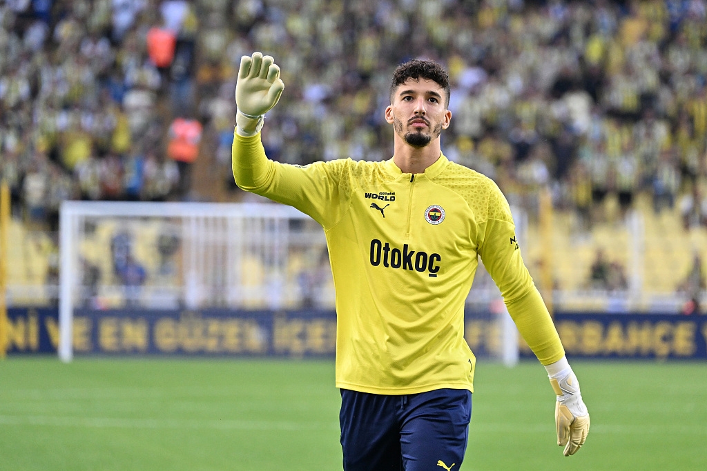 转折来了?名记爆料!曼联利物浦酝酿压哨1击,滕哈格第5签或3选1 曼联微博_曼联_曼联引援