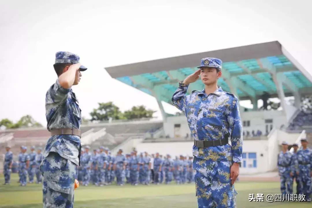 军训也有百年故事,既然躲不掉,就快收起这份军训最全攻略 大学军训可以不军训吗_军训_军训夏令营