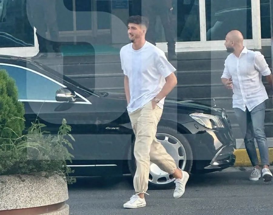 曼联2000万卖门将只差官宣!滕哈格至少再签两人,一新援已定加盟 曼联吧_曼联_曼联赛程比分